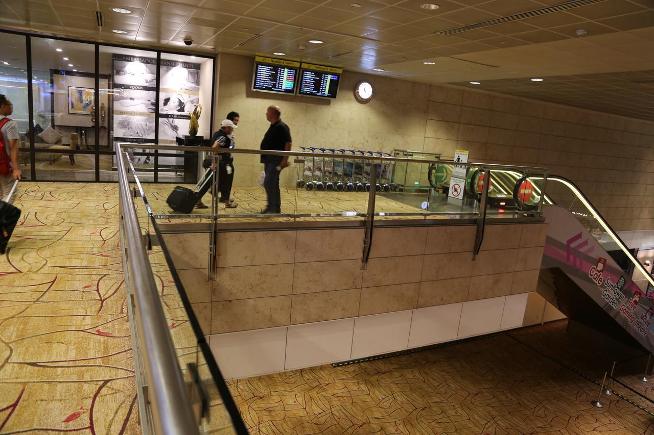 Ambassador Transit Hotel - Terminal 2 Сингапур Екстериор снимка